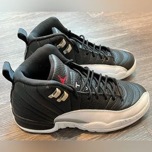 Nike Air Jordan 12 Retro (GS) 'Playoff 2022' 153265-006 Youth 7Y / Women's 8.5
